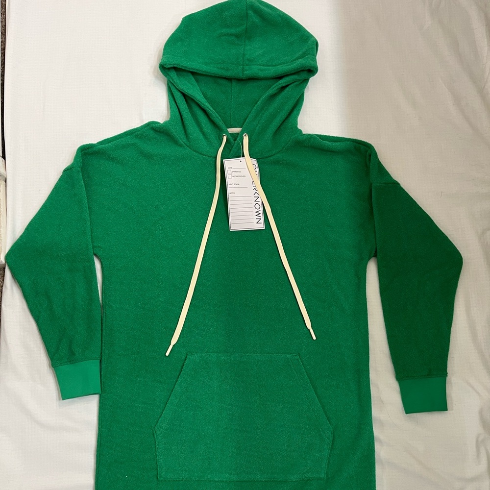 OUTERKNOWN- “Flyhtide hoodie dress” size S, Meadow Green, made in Indonesia 😊